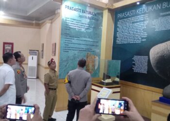 Serentak Se Indonesia, Polda Sumsel Serahkan Bantuan Bedah Rumah, Layanan Kesehatan Hingga Bhakti Lingkungan