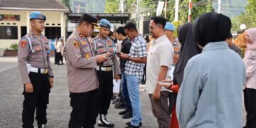 Cegah Judi Online, HP Personil Polres Aceh Tengah Di Cek Propam