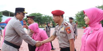 Kapolda Aceh Achmad Kartiko Inspektur Upacara Kenaikan Pangkat Personel Polda Aceh