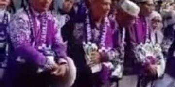 172 Calhaj kloter 7 Lhokseumawe Bertolak Ke Embarkasi Sultan Iskandar Muda Banda Aceh