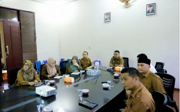 DIBUKA PRESIDEN, PJ. BUPATI ASRA IKUTI RAKORNAS PENGENDALIAN INFLASI 2024 SECARA VIRTUAL