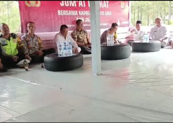Kapolres Gayo Lues Gelar Jum’at Curhat Di Warung TMGI