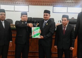 Pj Bupati Muhammad Iswanto Sampaikan Pertanggungjawaban APBK 2023 Ke DPRK Aceh Besar