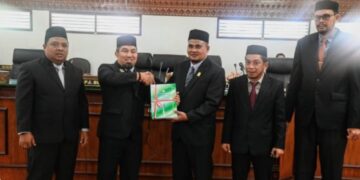 Pj Bupati Muhammad Iswanto Sampaikan Pertanggungjawaban APBK 2023 Ke DPRK Aceh Besar
