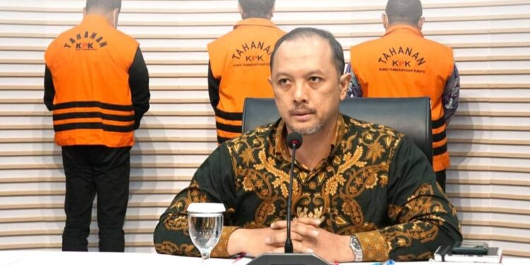 KPK Menetapkan 3 Tersangka Korupsi Pengadaan Barang Dan Jasa Di Basarnas RI
