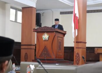 Pj. Bupati T. Mirzuan Sampaikan Qanun Pertanggungjawaban APBK Aceh Tengah 2023