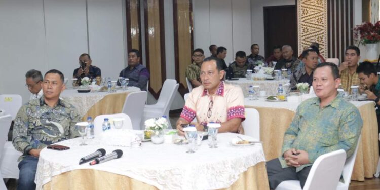 Wakapolda M.Zulkarnain Bersama Forkopimda Sumsel Nonton Bareng Wayang Kulit