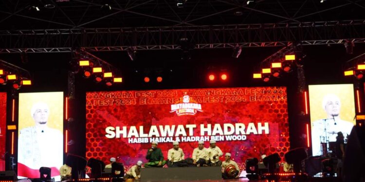 Malam 1 Muharam, Selawat Hadrah Bergema di Bhayangkara Fest 2024