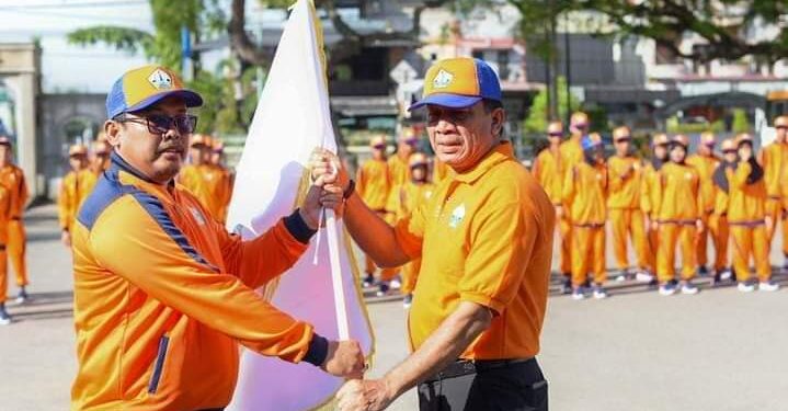 Pj Bupati Aulia Sofyan Lepas Kontingen POPDA XVII Bireuen Ke Aceh Timur 
