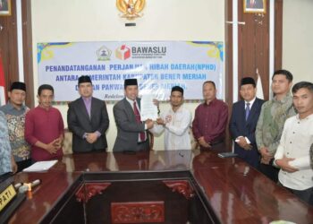Pemkab Bener Meriah No 2 Se – Aceh Tandatangan NPHD Dengan Panwaslih