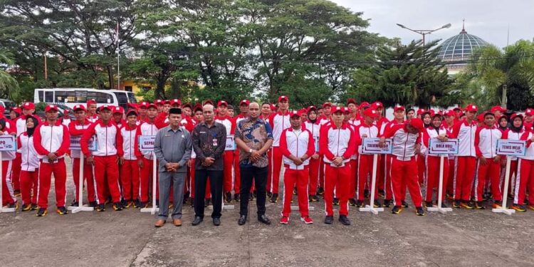 Pj. Bupati Bener Meriah Haili Yoga Lepas 121 Atlet Ikuti POPDA XVII Di Aceh Timur