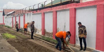 Jaga Kebersihan, Rutan Sigli Gelar Aksi Pembersihan Drainase Rutin Cegah Penyakit