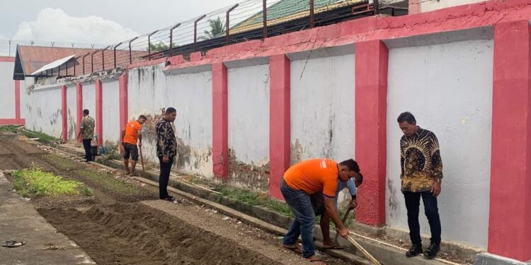 Jaga Kebersihan, Rutan Sigli Gelar Aksi Pembersihan Drainase Rutin Cegah Penyakit