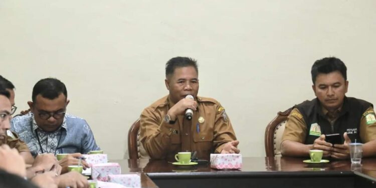 Asisten 3 Setdakab Buka Diseminasi Layanan Samsat Aceh Opsen PKB Dan Opsen BBNKB 2025