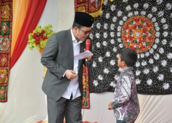 Pepongoten, Tradisi Lisan Dari Tanah Gayo Tutup Acara BKMT Kecamatan Permata