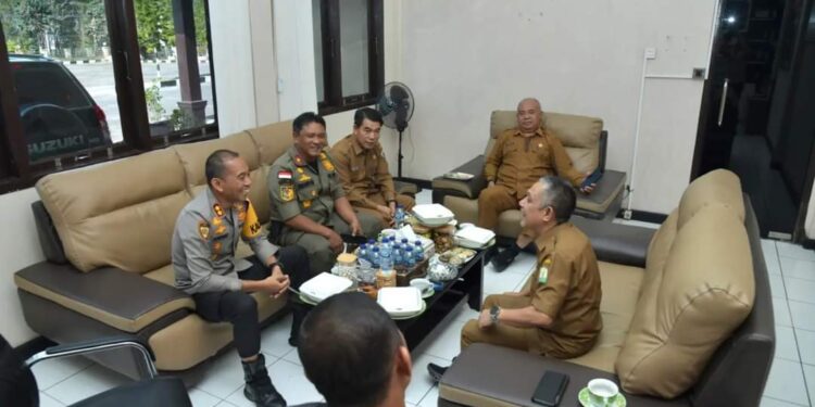 Tingkatkan Sinergitas, Pj Bupati Mohd Tanwier Silaturahmi Dengan Kapolres Bener Meriah