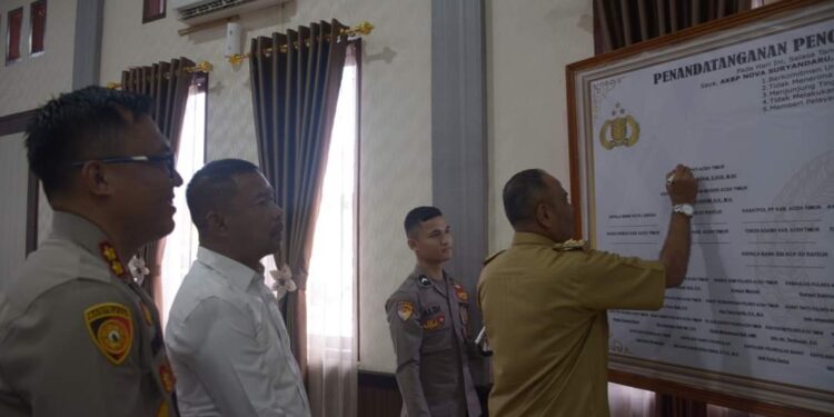 Pj. Bupati Aceh  Amrullah M. Ridha Dukung Pencanangan Zona Integritas