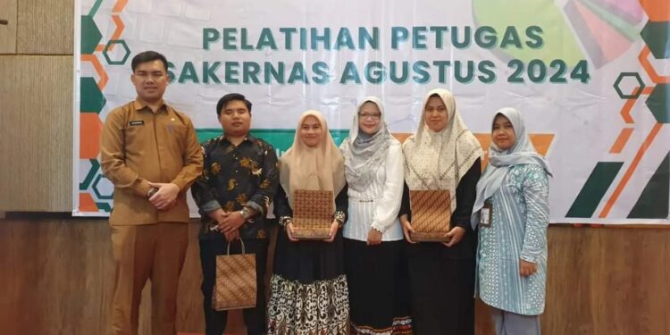 Pj. Sekda Khairmansyah Harap SAKERNAS BPS Bener Meriah Mampu Bertugas Dengan Baik