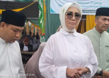 Ketua DPRD Sumsel Anita Noeringhati Melaksanakan Peletakan Batu Pertama Ponpes Minhajul Aulia