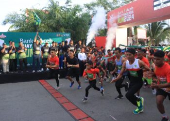 Kapolda Aceh Achmad Kartiko Lepas Peserta Lomba Bhayangkara Run 2024