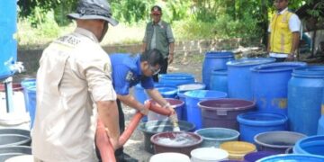 Siaga Kekeringan, 14 Mobil Tanki Salurkan Air Bersih Untuk Masyarakat Lhoknga