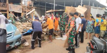 Karya Bhakti Koramil 1408-10/Panakukang-Manggala momen Tingkatkan Kepedulian Tentang Hidup Sehat