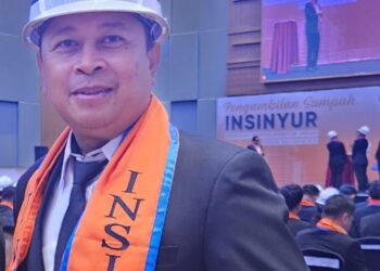 Setelah Di Sumpah Dan Meraih Gelar Insinyur, Dr. Ashury Perkenalkan 10 Karya Buku Terbarunya