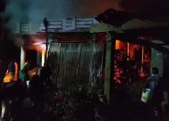 BPBD Aceh Tenggara Gerak Cepat Memadamkan Kebakaran 1 Unit Rumah