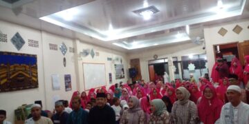 Pemberian Santunan Anak Yatim Bersama Ketua DWP Kota Palembang 