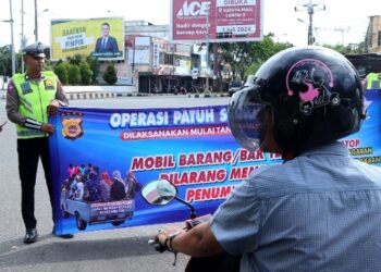 Dirlantas Polda Aceh Iqbal Alqudusy Pimpin Apel Gabungan Di Hari Ketiga Operasi Patuh Seulawah