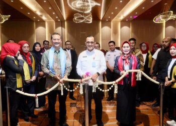 Plh Sekda Edward Candra Harapkan Persi  Terus Tingkatkan Profesional Pelayanan Semua RS Di Sumsel