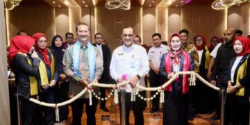 Plh Sekda Edward Candra Harapkan Persi  Terus Tingkatkan Profesional Pelayanan Semua RS Di Sumsel