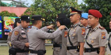 Kapolres Kampar Ronald Sumaja Pimpin Sertijab 4 Kasat Kapolsek Tambang