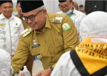 Pj Gubernur Bustami Sambut Kepulangan Kloter Terakhir Jamaah Haji Aceh 