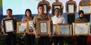 Kapolres Gowa Terima Piagam Penghargaan Terbanyak Di Musrenbang Polda Sulsel 2024