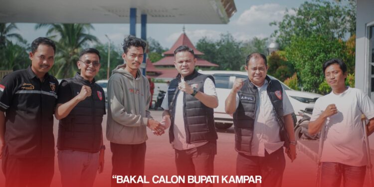 Balon Bupati Kampar Menyayangkan Sikap Oknum PNS Membeli Bensin 10 Ribu Sambil Tertawa Ngakak