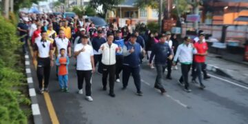 Asisten 1 Mursyid Ikuti Jalan Santai Dan Senam Bersama Dalam Rangka HUT Bhayangkara Ke 78