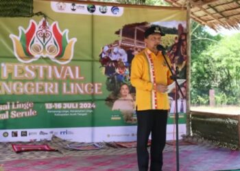 Buka Resmi Festival Nenggeri Linge, Pj Bupati T Mirzuan : Linge Kaya Warisan Budaya