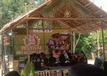 Klub Didong Persedia Mude Juara 1 Di Festival Nenggeri Linge