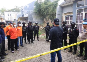 Polri Tangkap “Calon Pengantin” Bom Bunuh Diri Di Batu Malang