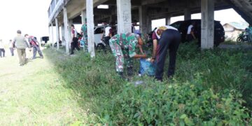 Polres Bener Meriah Bersama TNI dan Dinas Kebersihan GoRo Bersihkan Lapangan Pacuan Kuda Menjelang PON XXI