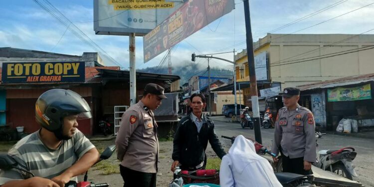 Perkuat Harkamtibmas, Polsek Bintang Patroli Dialogis Ke Pemukiman Masyarakat