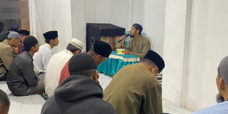 Ustadz Al Fajar : Dilemparkan Ke Neraka Akibat Lisan