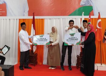 Bobby Tarigan Juara Cipta Lagu, Lagunya Menjadi Mars Pasangan Bardan Sahidi -Karimansyah