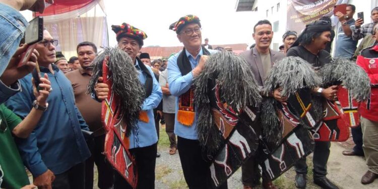 Perdana, Pasangan TaGar Resmi Daftar Sebagai Calon Bupati- Wakil Bupati Ke KIP Bener Meriah