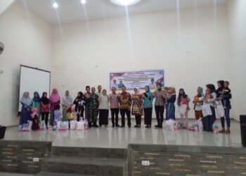 Pemberian PMT Bagi Balita Dan Ibu Hamil Beresiko Stunting 