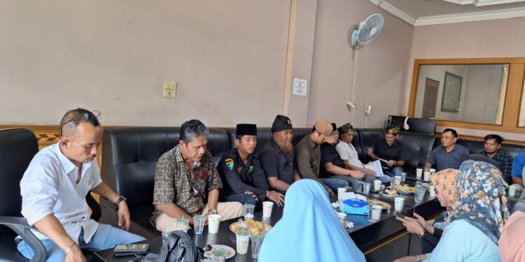 Laskar Hulubalang Melayu Bersatu (LHMB) Laksanakan Raker Di Kantor DPP Pekanbaru 