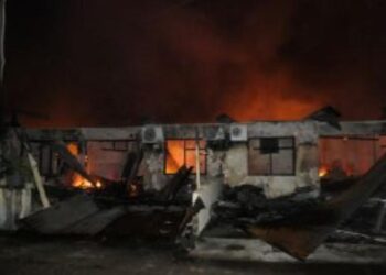 Belasan Rumah Asrama Polisi Di Banda Aceh Kebakaran