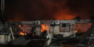 Belasan Rumah Asrama Polisi Di Banda Aceh Kebakaran