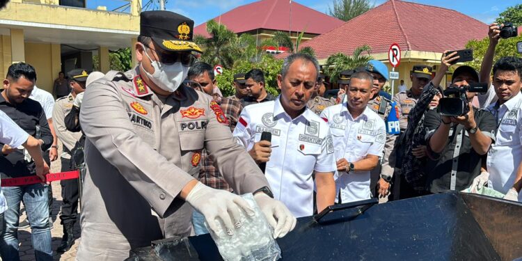 Polda Aceh Musnahkan Barang Bukti Sabu 226 Kg Dan Ganja 1,2 Ton